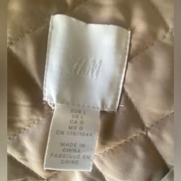 Fun & Stylish H&M Long Khaki Vest, 4 Pockets, Snaps, XL Oversized - Picture 2 of 7